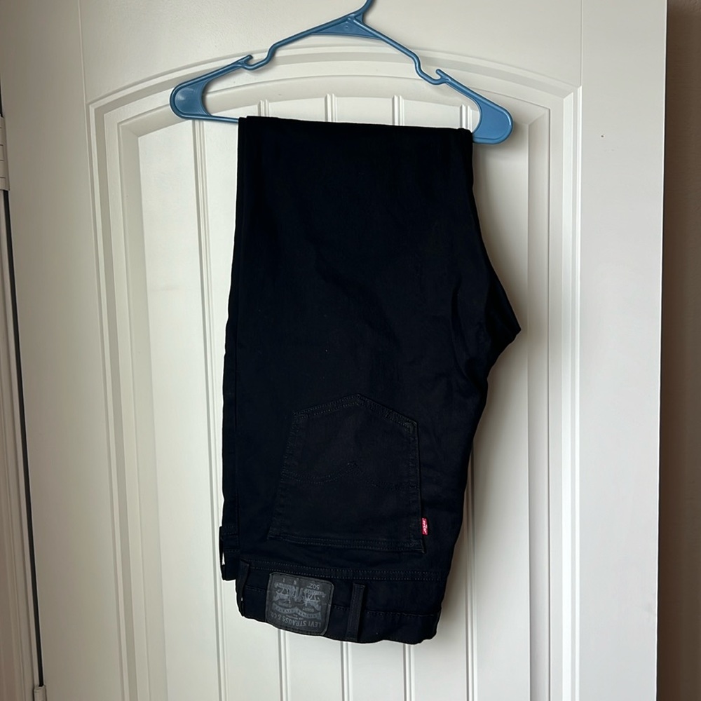 Black Levi 502 jeans 44x36